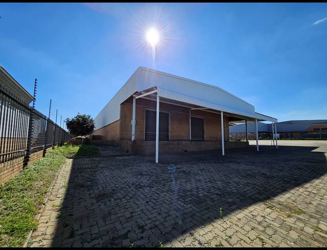 1,145M² WAREHOUSE TO LET IN HALFWAY HOUSE